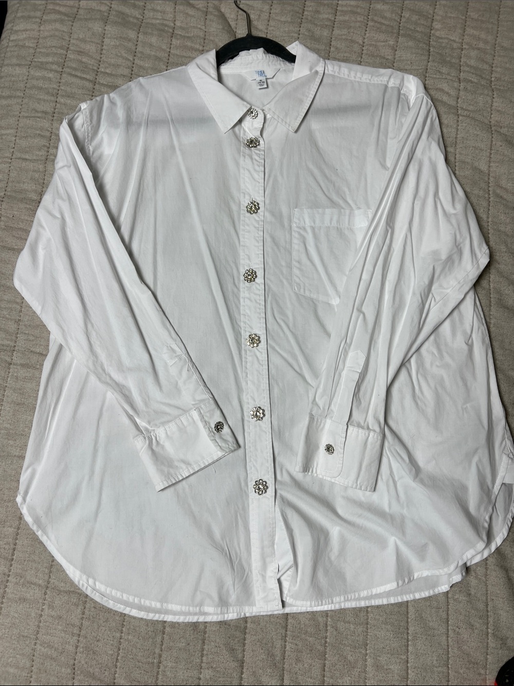 Classic White Women’s Button-Down Shirt with Decorative Buttons